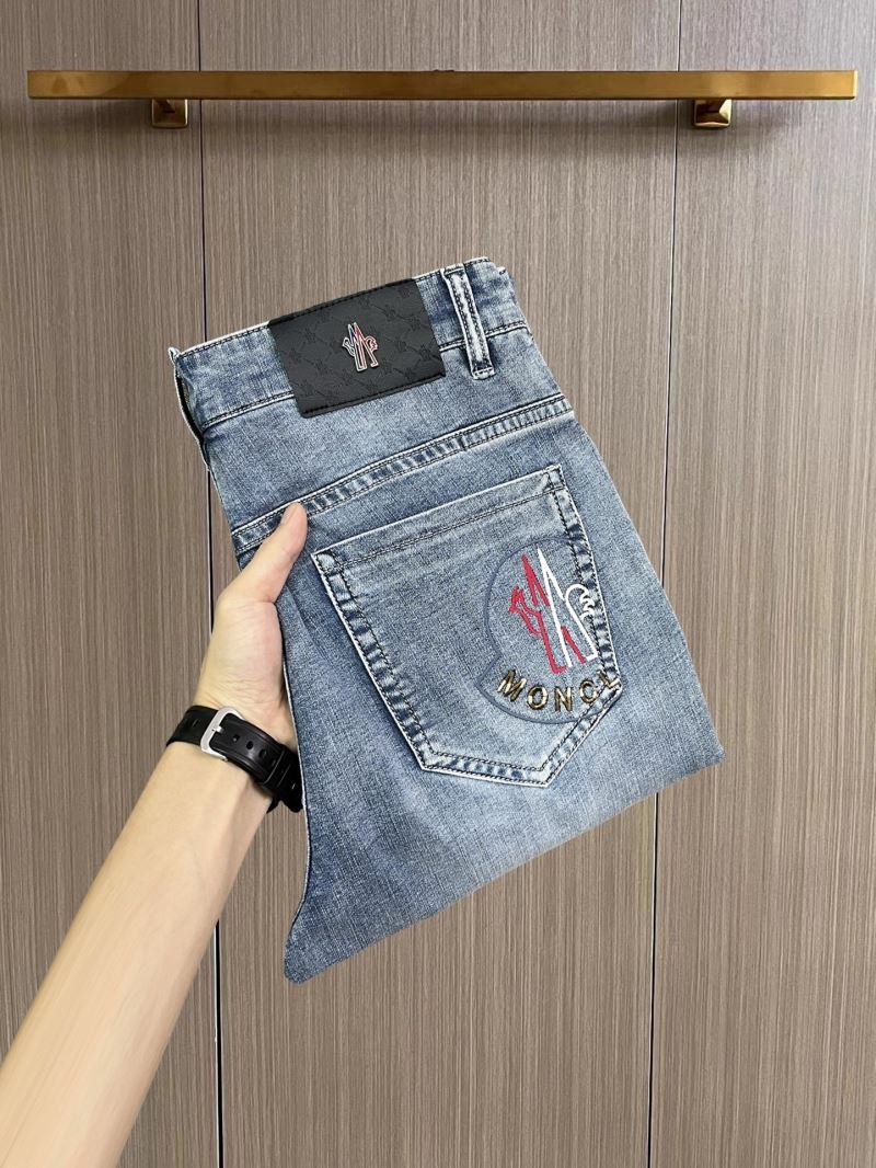 Moncler Jeans